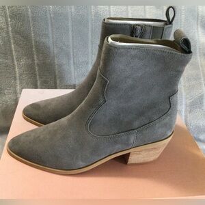 Lisa Vicky Steady Western Stone Pointed Toe Bootie